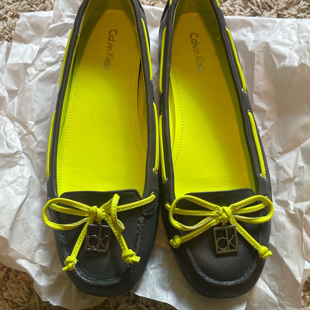 Calvin Klein Grey and Neon Yellow Flats Boat Shoe Style NIB SZ 6.5